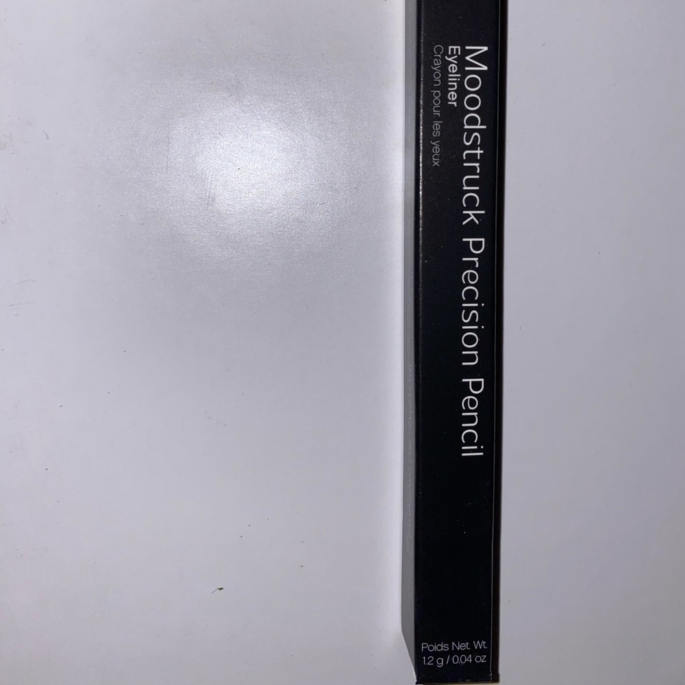 Moodstruck precision pencil eyeliner